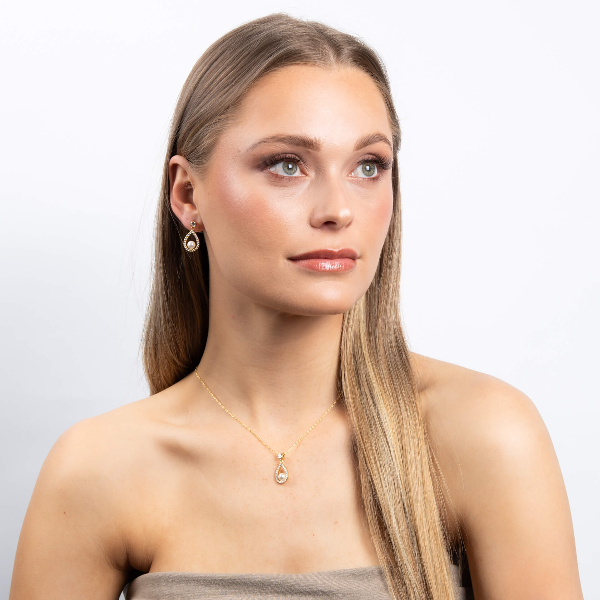 Open Halo Teardrop Earrings with Shell Pearl