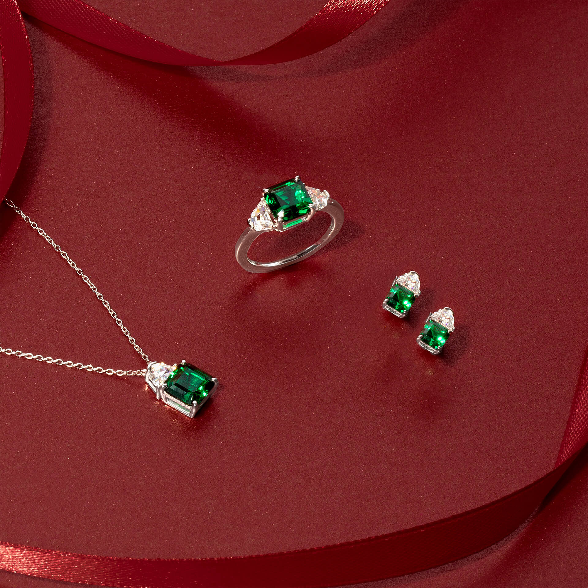 Square Cut Trilogy Ring