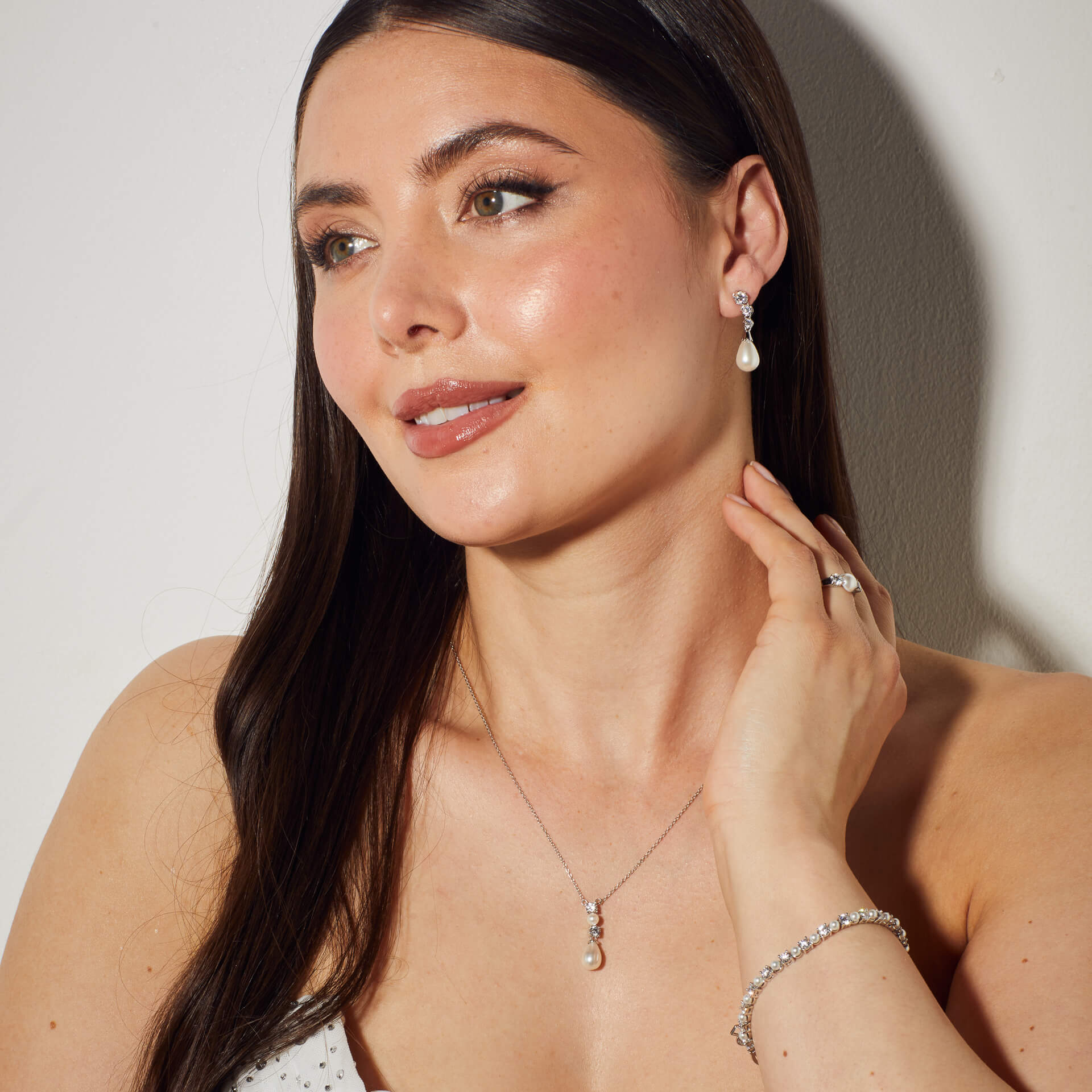 Statement Zirconia Drop Earrings Shell Pearl