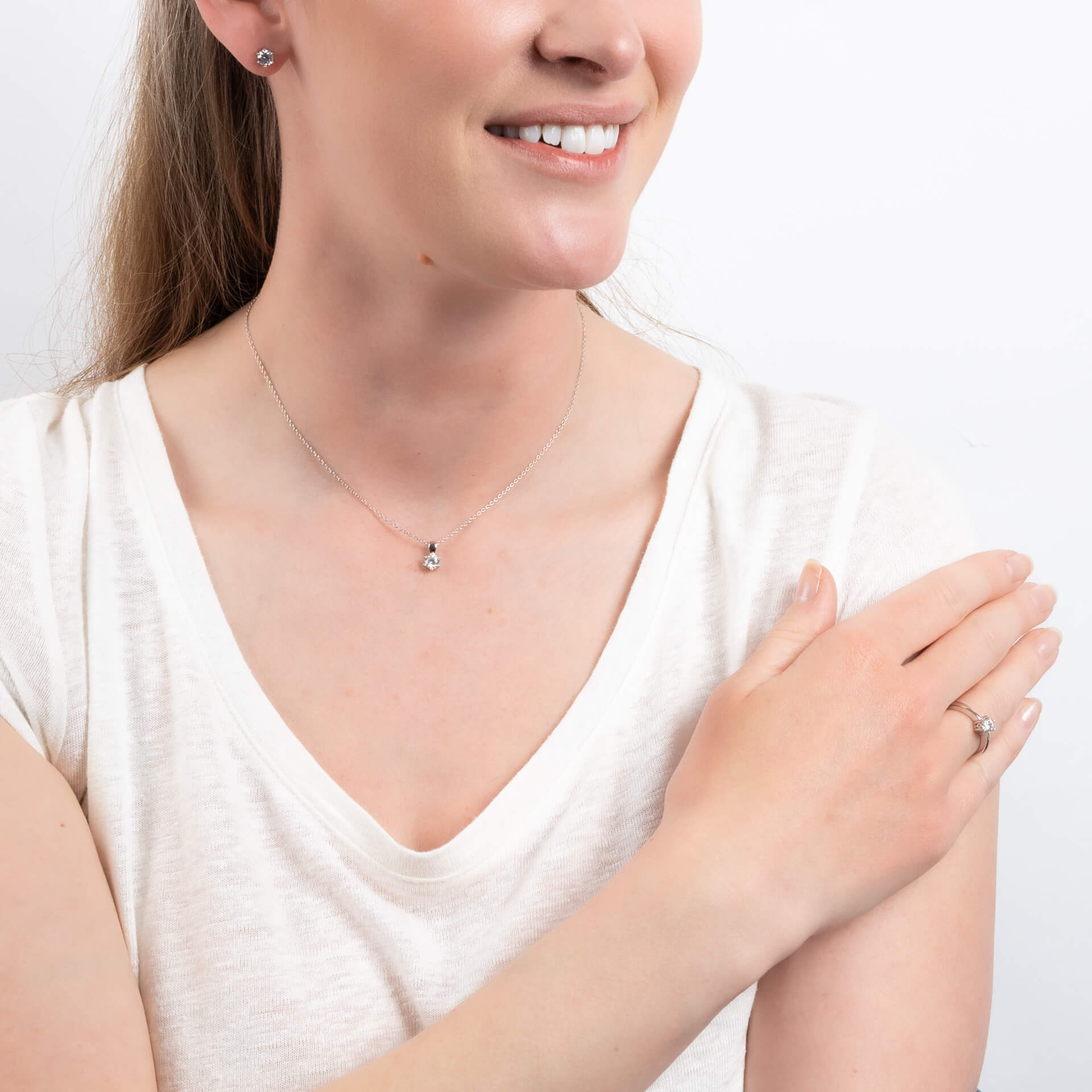Six Claw Carat Pendant