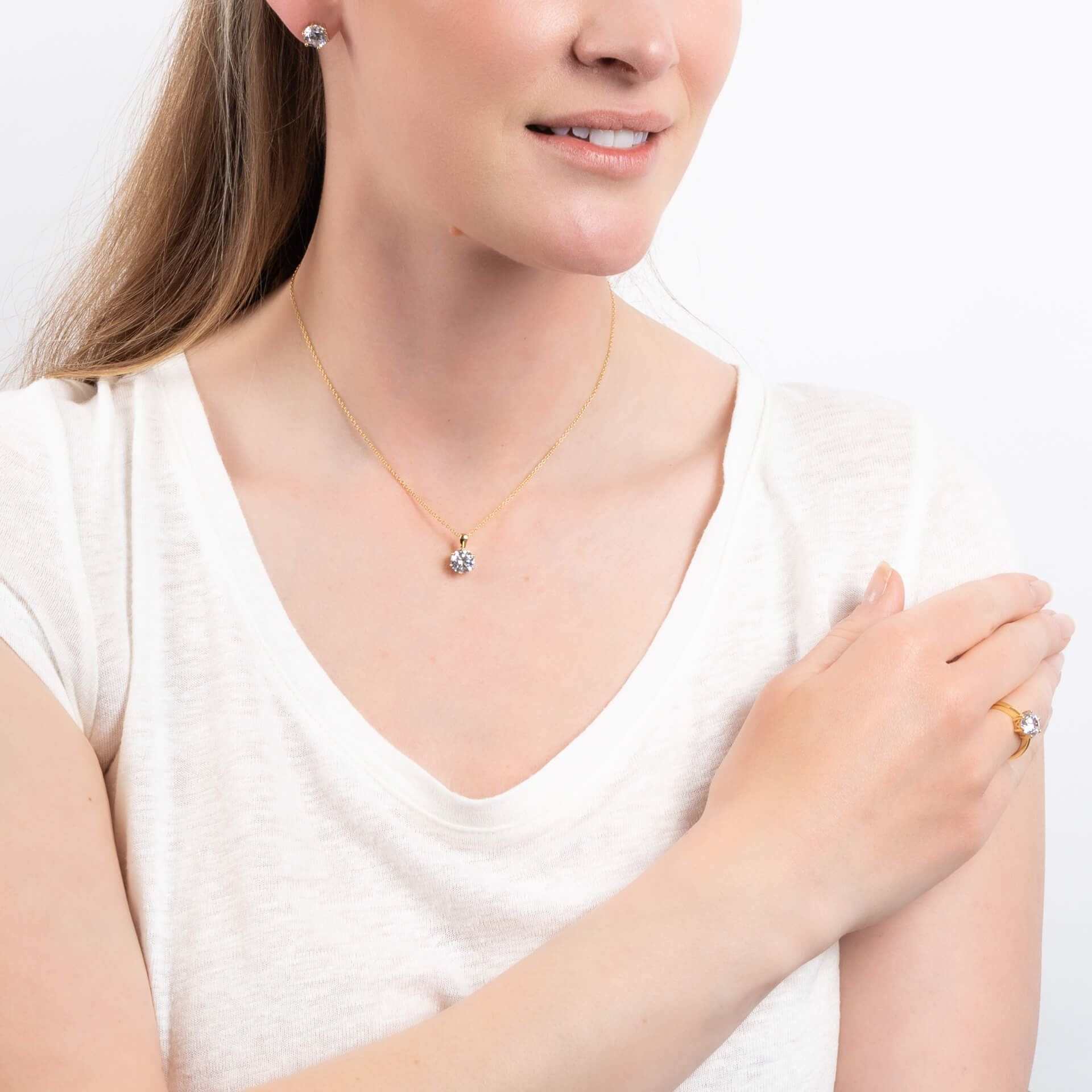 Six Claw Carat Pendant
